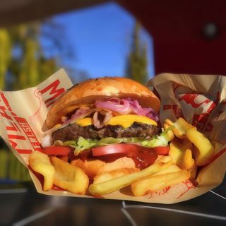 Бургер Шалений яловичий (400\70г)