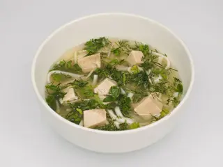 Курячий бульйон з локшиною