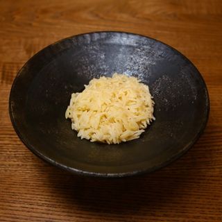 Відварний рис з вершковим маслом