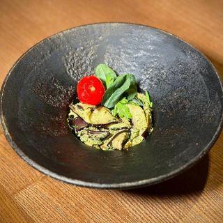 Баклажан Ациві в горіховій заправці