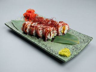 Рол з тунцем татакі (350г)
