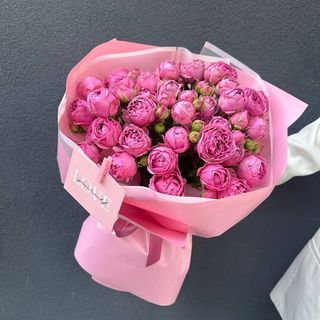 Букет із 15 гілок рожевої кущової піоновидної троянди