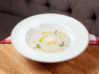 Грибний кремовий суп (250/30г)