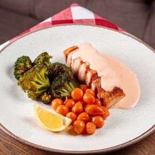 Філе лосося на грилі 120/100/30/30г