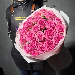 25 троянд «Аква»