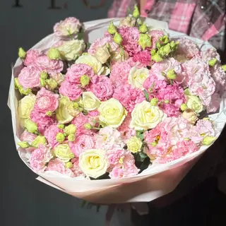 Букет  Rose Muse