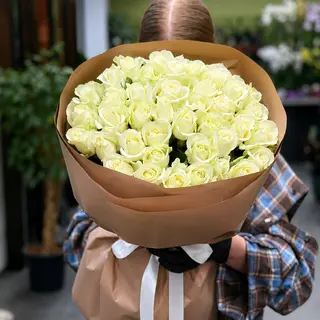 51 біла троянда 