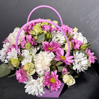 Рожевий кошик