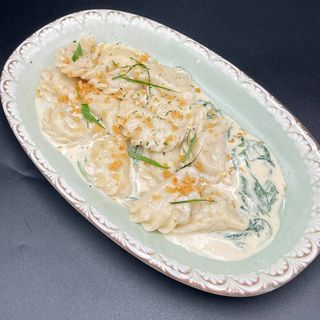 Вареники з щукою та креветками (200гр)