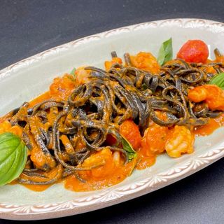 ПАСТА Nero з рожевою креветкою