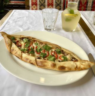 Піде з фаршем з телятини (250г)