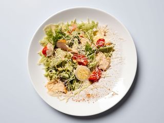 Салат Цезар з куркою (240г)