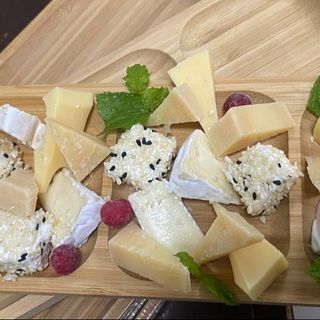 Сирна тареля 