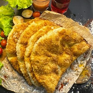 Чебурек Мисливський