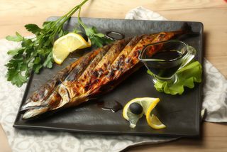 Скумбрія на мангалі (433-460г)