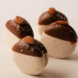 Макаронс кокосовий