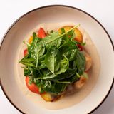 Теплий салат з телятиною