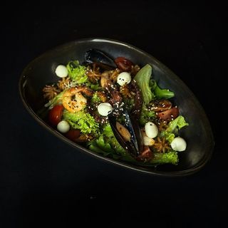 Салат з морепродуктами(350г)