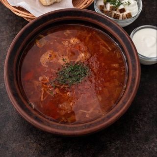Борщ з м'ясом курки