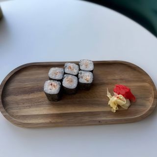 Макі рол з копченою грудкою (110г)