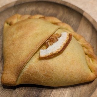 Самос апельсин-сир