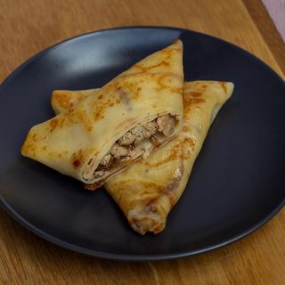  Млинець з м'ясом 90г