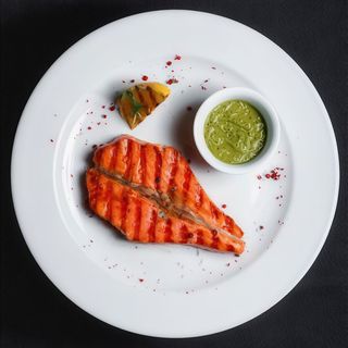 Філе сьомги гриль з запашними травами  (250 г)