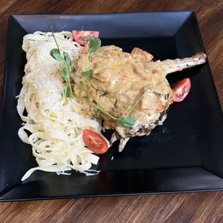 Соковитий кролик з пастою (600 г.)