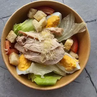 Салат цезар з куркою