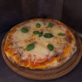 Піца Папероні з в'яленими томатами (500г)