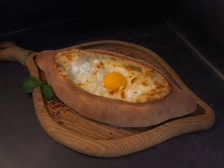 Хачапурі по-аджарськи (400г)