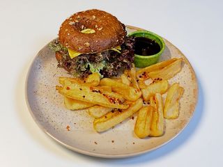 Бургер з рваною свининою (380г) 