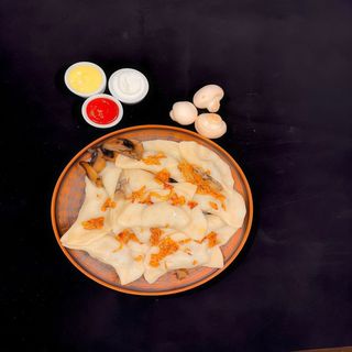 Вареники з картоплею та грибами (5 шт- 180г )