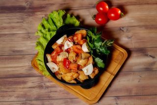 Сковорідка куряча з овочами (200г )