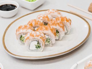 Філадельфія з креветкою зверху (260г)