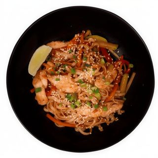 Удон з куркою (295г)