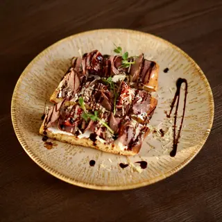 Bruschetta al Roast Beef