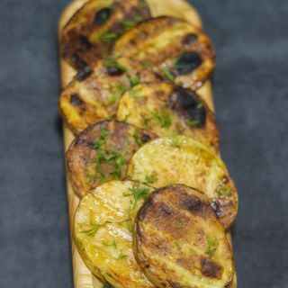 Картопля на мангалі (230г)