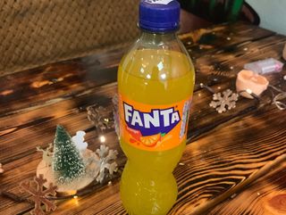 Fanta (orange)