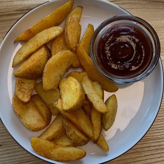 Картопля по-селянски 180/50