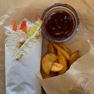 Фреш рол з куркою та картоплею 200/180/50