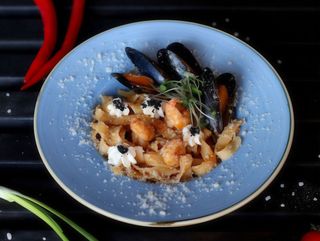 Паста з морепродуктами (330г)