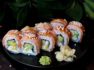 Рол Татакі з лососем (305г)