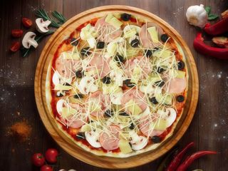 Піца Капризоза 30см (420г)