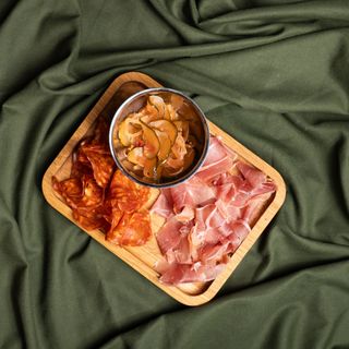 Антіпасті м'ясне