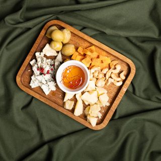 Антіпасті сирне