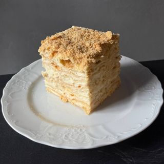 Десерт Наполеон з заварним кремом