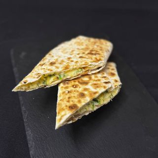 Лаваш з сиром (200г)