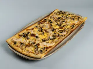 Піца грибна з куркою 420г