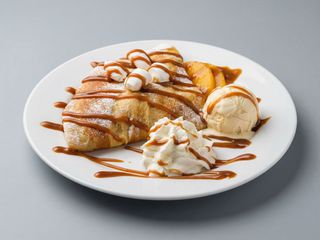 Млинець з морозивом